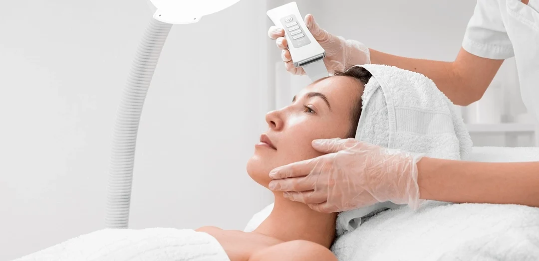 CO2 Laser Resurfacing vs. Other Laser Treatments: What’s the Difference?